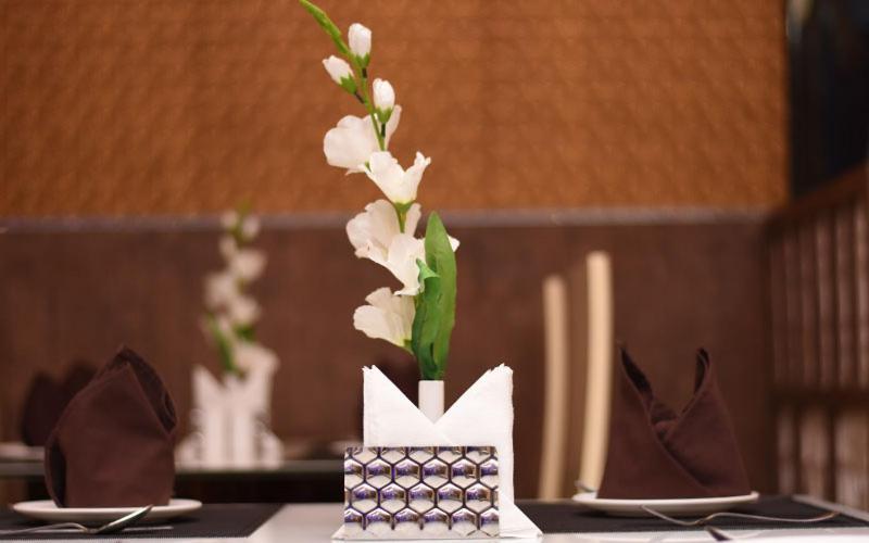 Hotel Royal City Siliguri Bagian luar foto